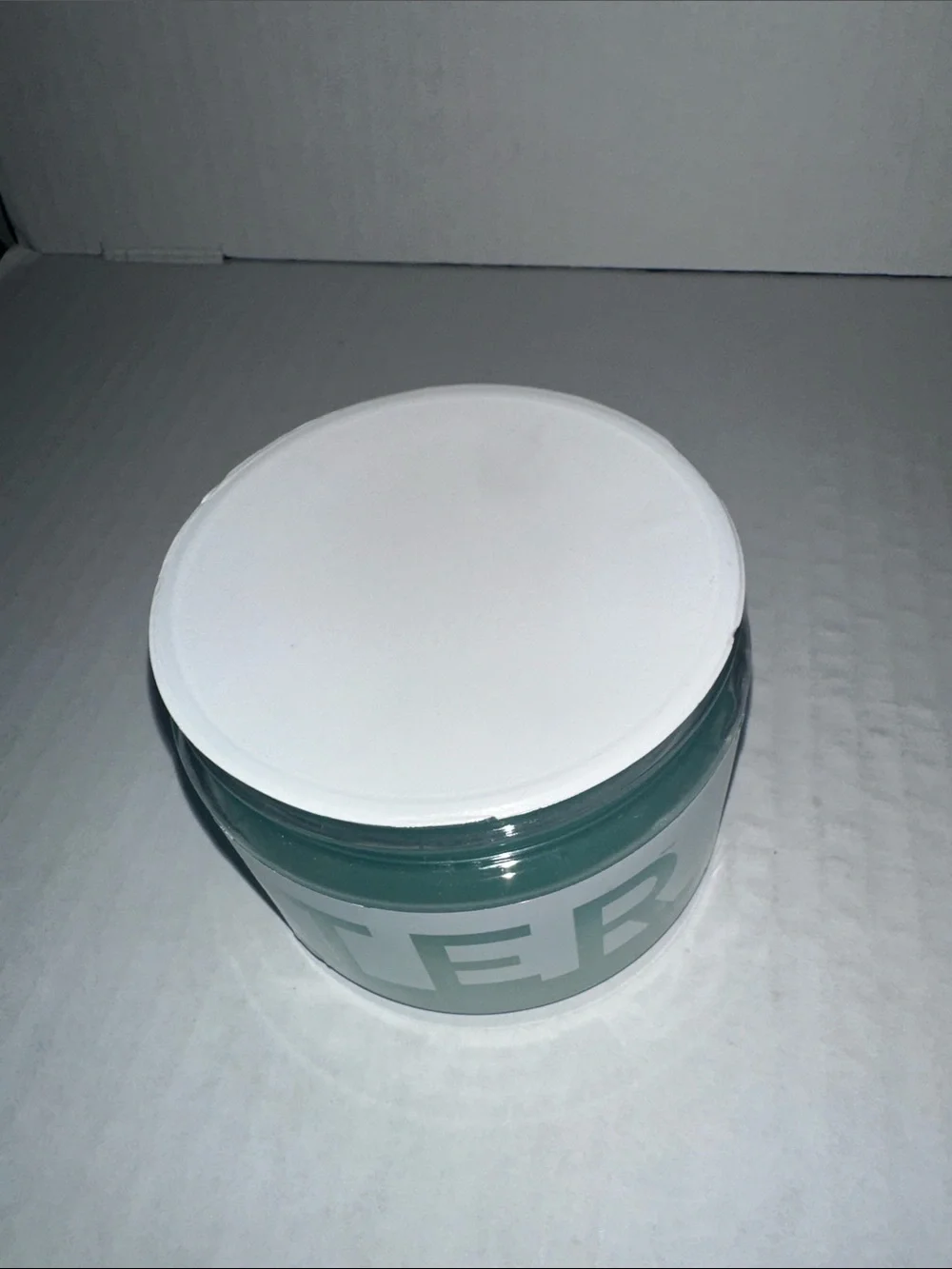 Bath & Body Works water Mineral Body Polish + Hyaluronic acid